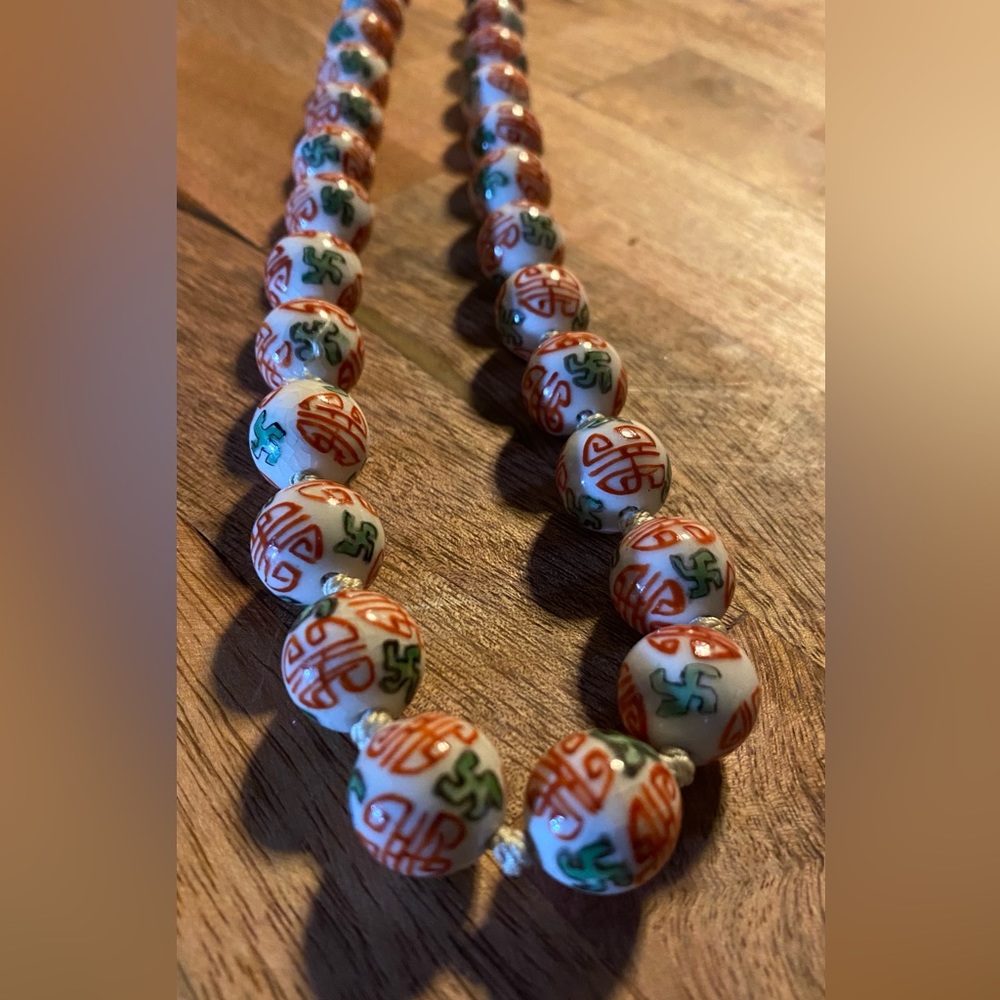 Vintage, porcelain Buddhist Chinese hand knotted & painted bead necklace.